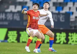 足球投注-刚刚！山东泰山围绕欧联完成体检意甲今晨攻防权衡，刘翔怒砍32分